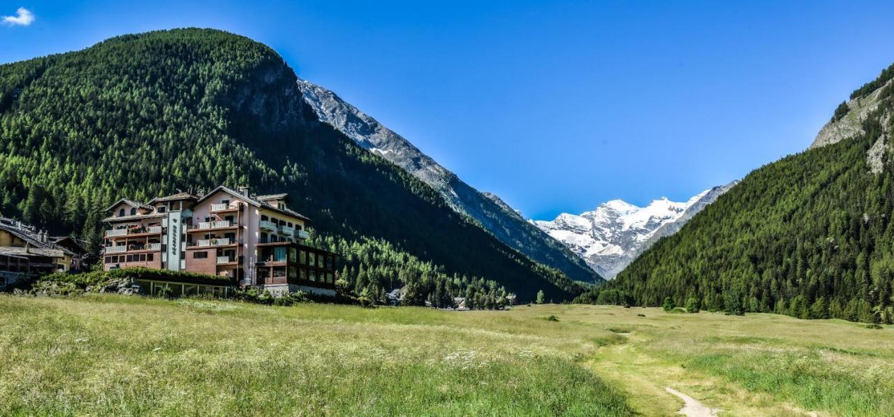 Bellevue Hotel & Spa Cogne Ngoại thất bức ảnh